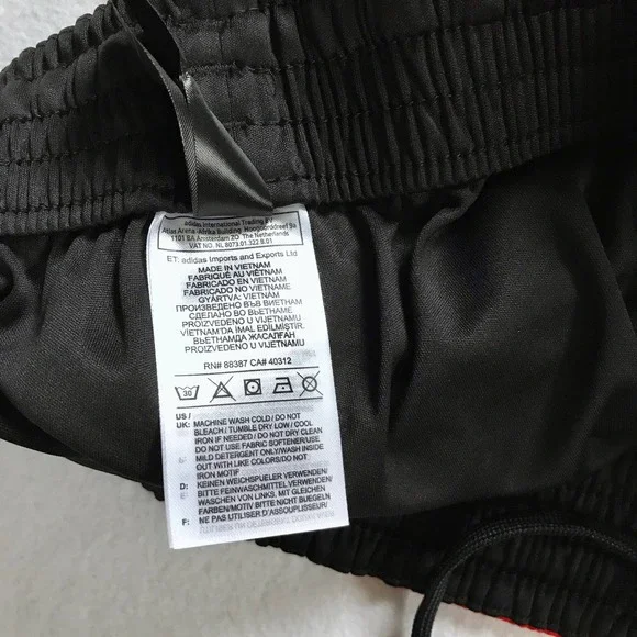 Adidas NWT Performance Shorts for Men Various - Picture 12 of 13